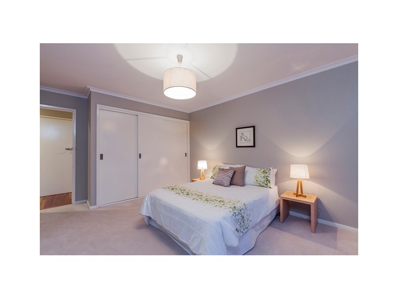 2 Heathfield Court, Newtown VIC 3220