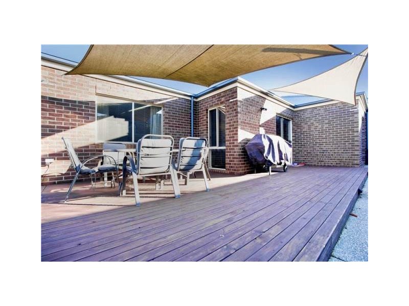 40 Daly Boulevard, Highton VIC 3216