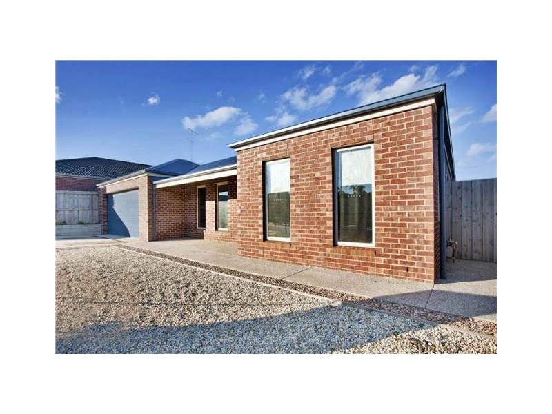 40 Daly Boulevard, Highton VIC 3216