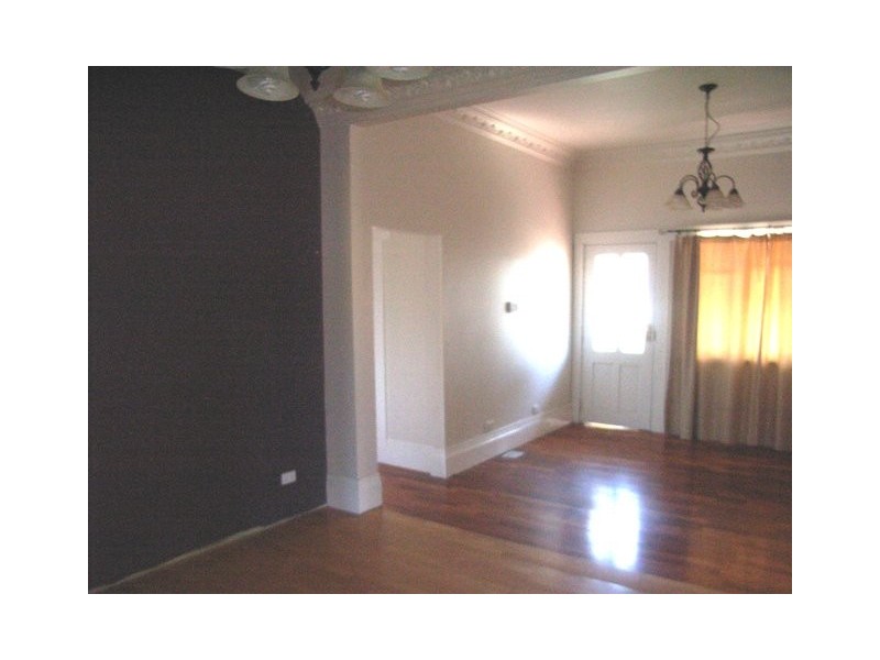 35 Tucker Street, Breakwater VIC 3219