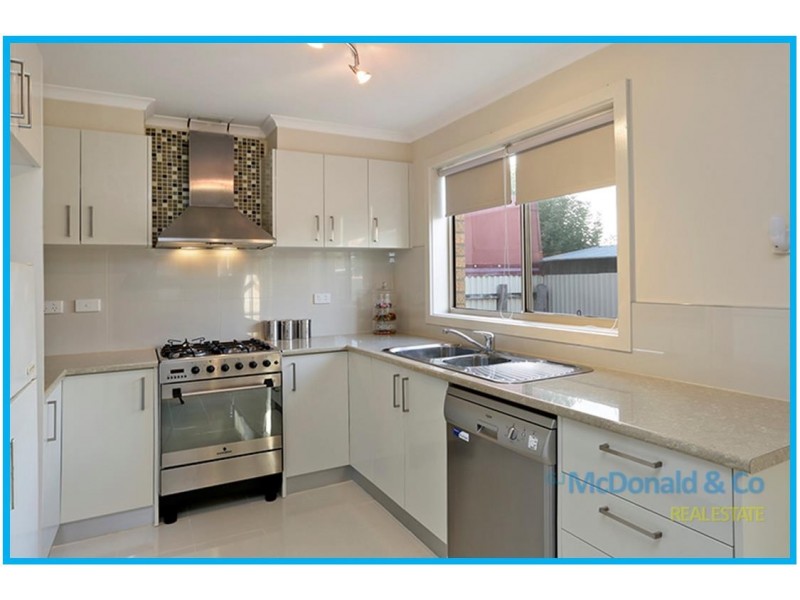 4 Ward Street, Bell Post Hill VIC 3215