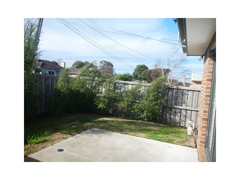 2b Maurice Street, Herne Hill VIC 3218