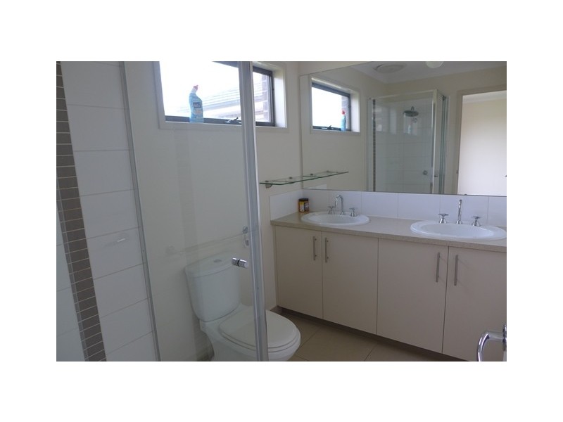 1/180 Grove Road, Grovedale VIC 3216