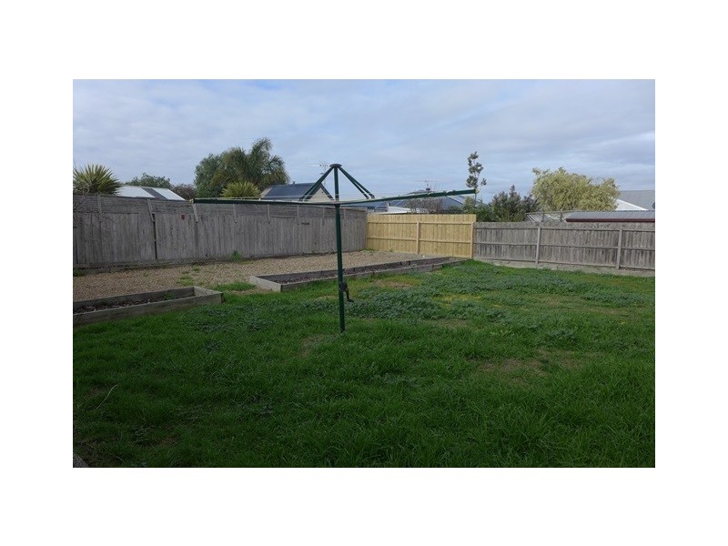 1/180 Grove Road, Grovedale VIC 3216