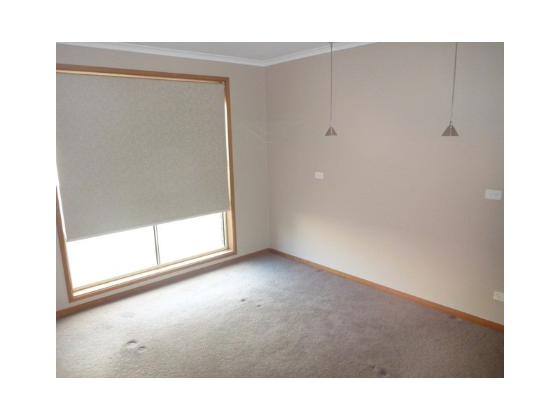 6 Spurling Close, South Geelong VIC 3220