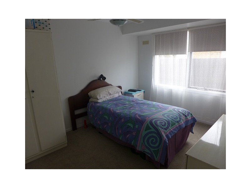 16 Westmoreland Street, St Albans Park VIC 3219