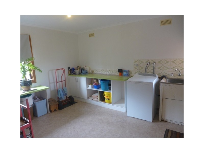 16 Westmoreland Street, St Albans Park VIC 3219