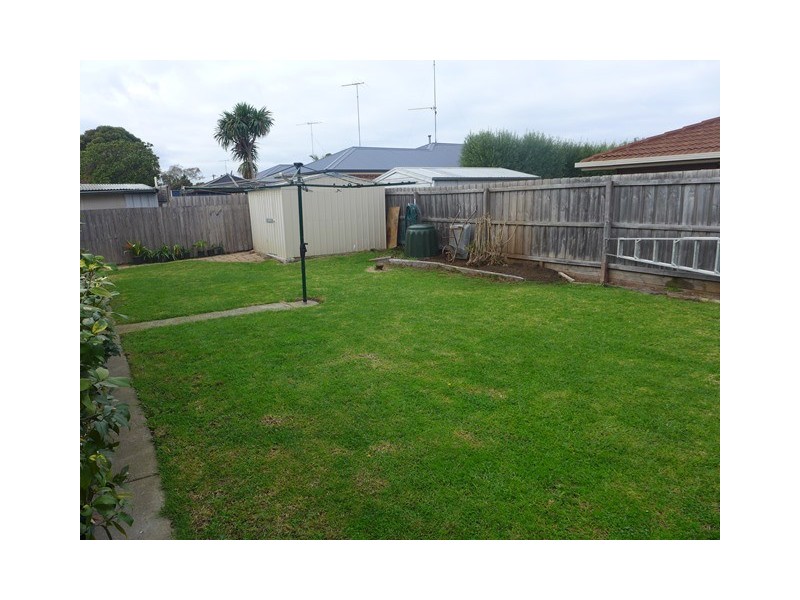 16 Westmoreland Street, St Albans Park VIC 3219