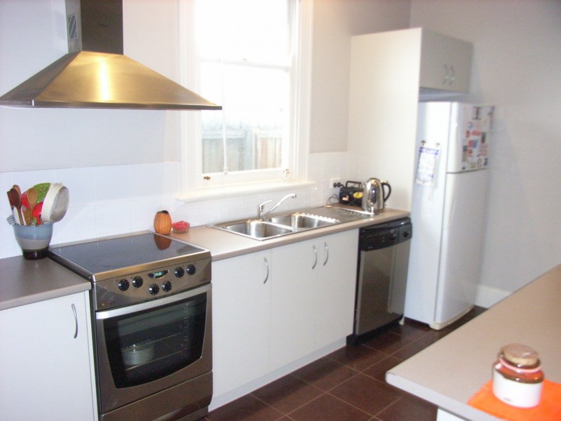 2 Henry Street, Geelong VIC 3220