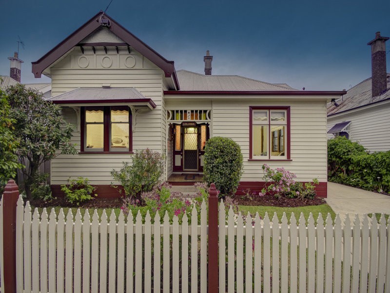 8 Wattletree Road, Geelong VIC 3220