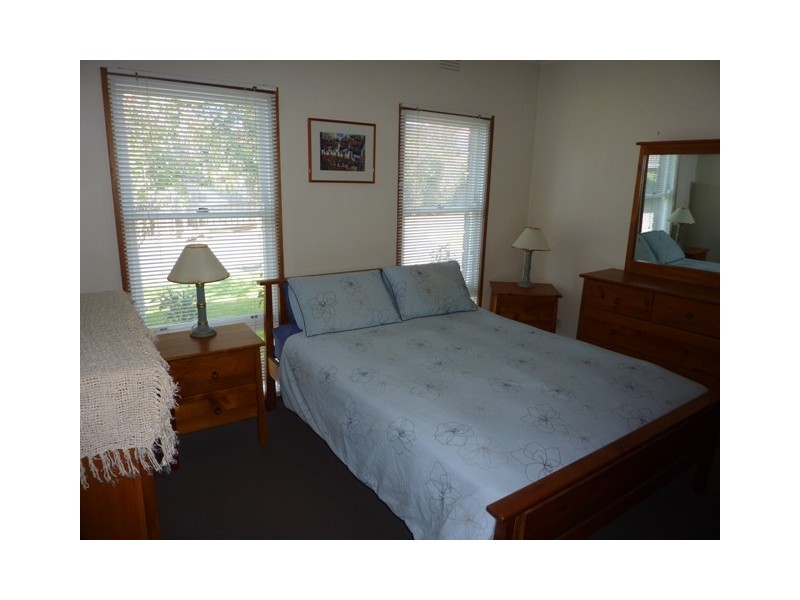 4/92 Aphrasia Street, Newtown VIC 3220