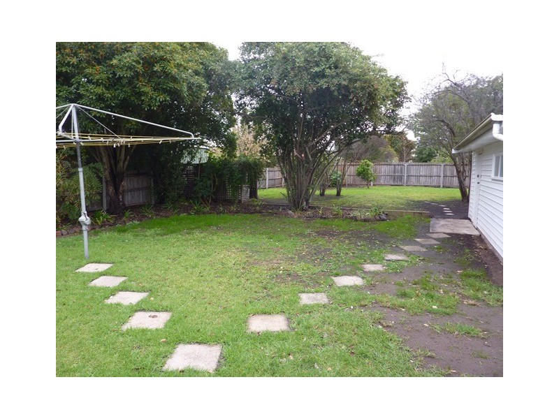 28 Sheridan Street, Hamlyn Heights VIC 3215