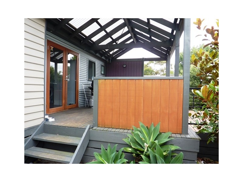 23 Bayview Parade, Hamlyn Heights VIC 3215