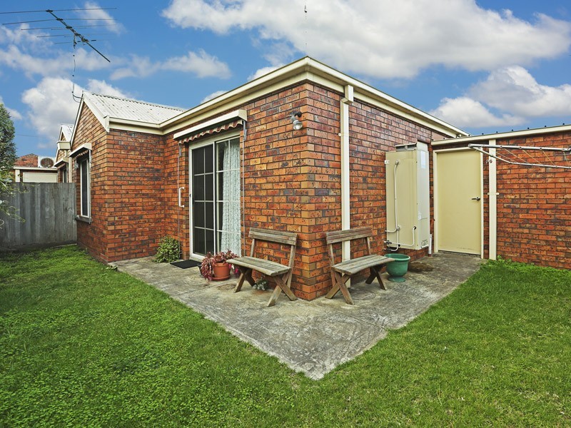 2/250 Myers Street, Geelong VIC 3220