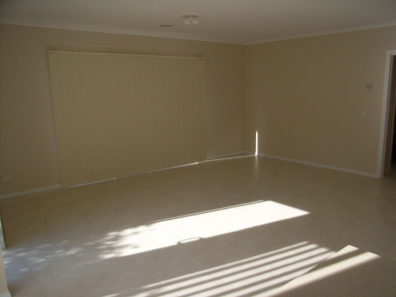 1/207 Torquay Road, Grovedale VIC 3216