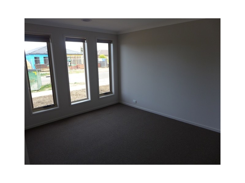 33 Killarney Avenue, Grovedale VIC 3216