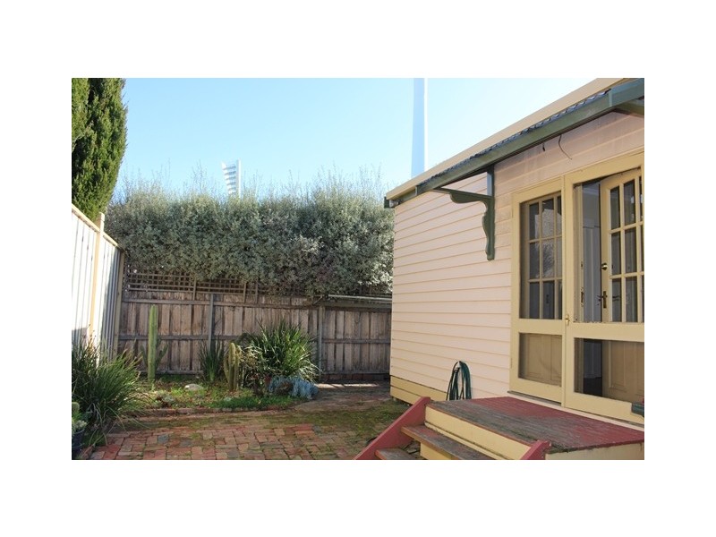 2B Lonsdale Street, Geelong VIC 3220