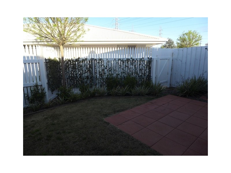 3/180 Cox Road, Lovely Banks VIC 3221