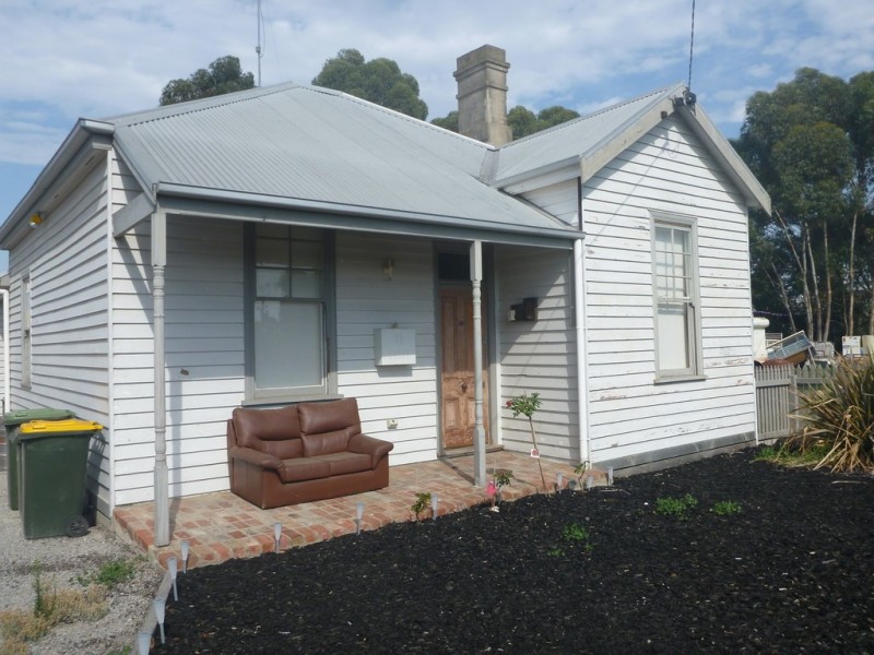 56 Strong Street, Breakwater VIC 3219