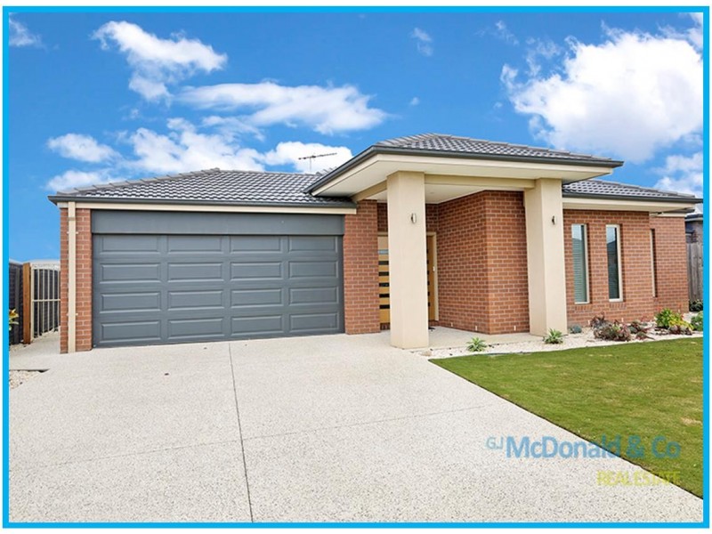 17 Yeoman Crescent, Leopold VIC 3224