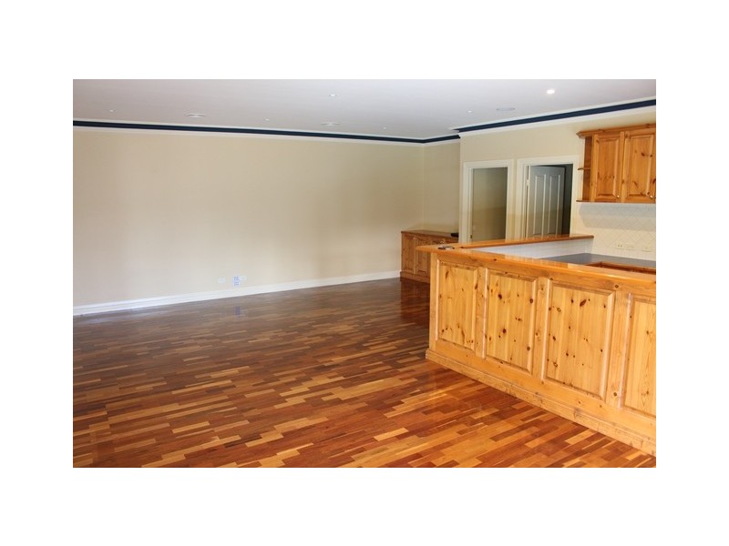 12 Chandon Court, Waurn Ponds VIC 3216