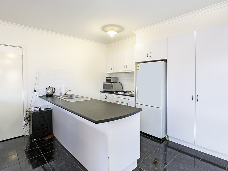 2/5 Weddell Road, North Geelong VIC 3215