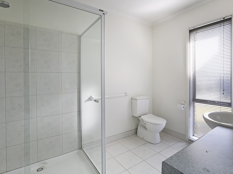 2/5 Weddell Road, North Geelong VIC 3215