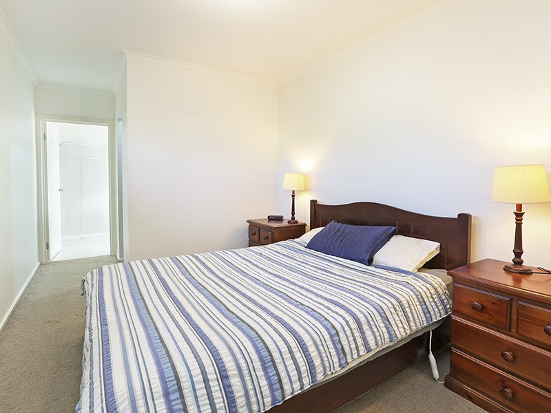 2/5 Weddell Road, North Geelong VIC 3215