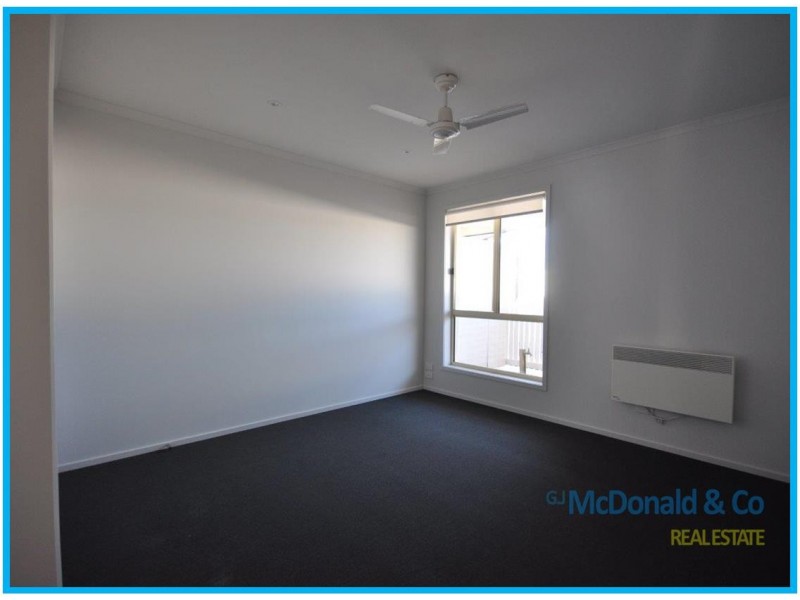 2/180 Cox Road, Lovely Banks VIC 3221