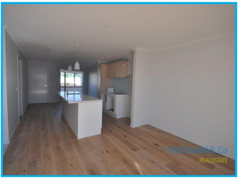 2/180 Cox Road, Lovely Banks VIC 3221
