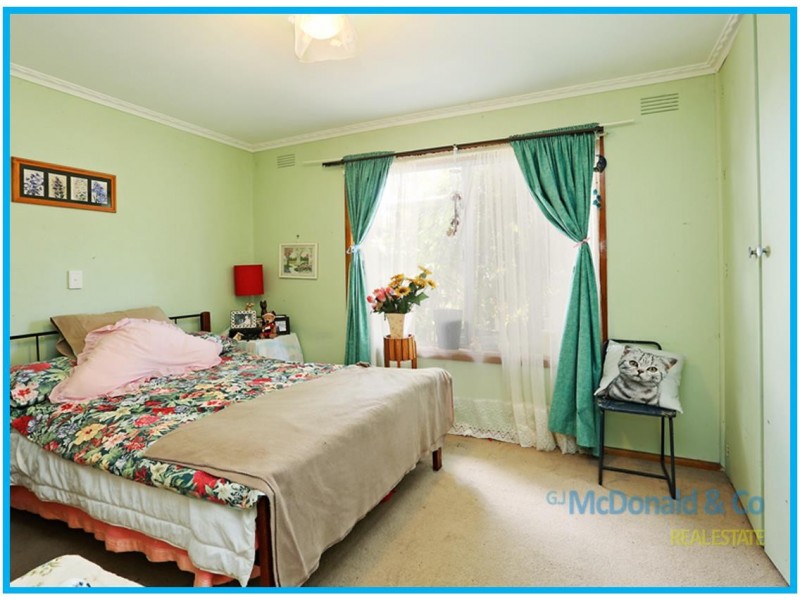 13 Flower Court, Grovedale VIC 3216