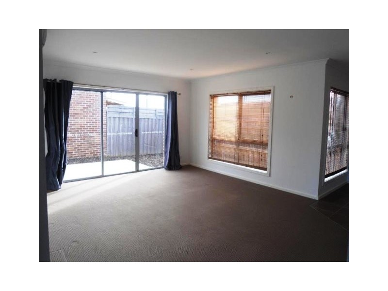 6 Emilija Court, Marshall VIC 3216