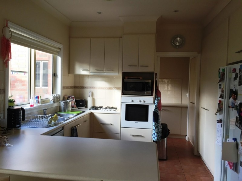 1/23 Vines Road, Hamlyn Heights VIC 3215