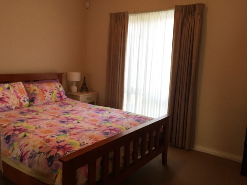 1/23 Vines Road, Hamlyn Heights VIC 3215