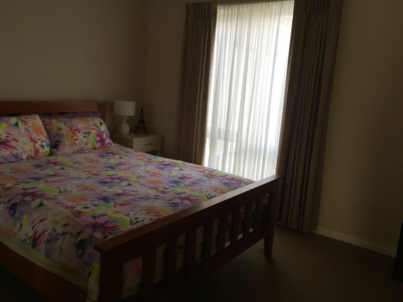 1/23 Vines Road, Hamlyn Heights VIC 3215