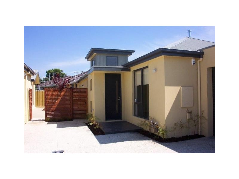 3/3 McNabb Avenue, Geelong West VIC 3218