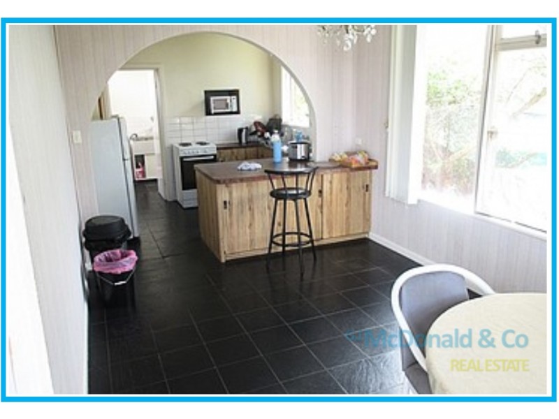 10 Linton Lane, Highton VIC 3216