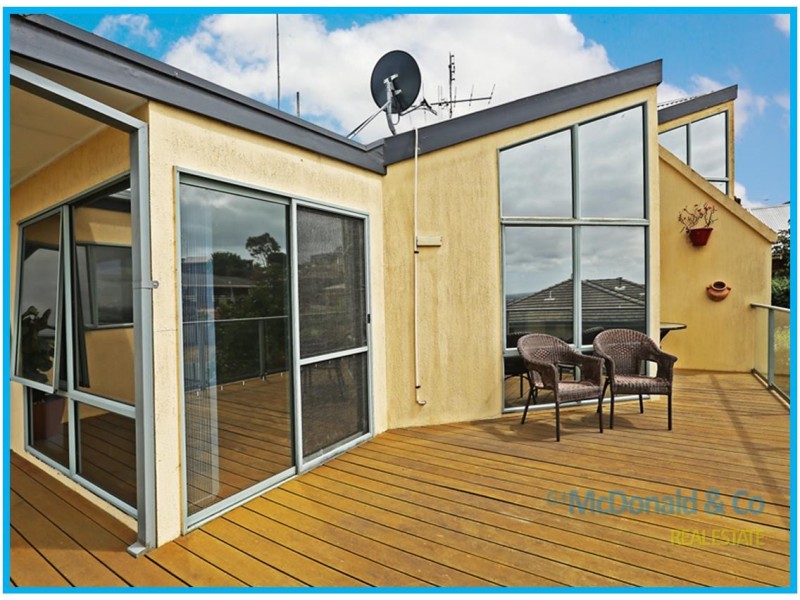 1/44 Scenic Road, Highton VIC 3216