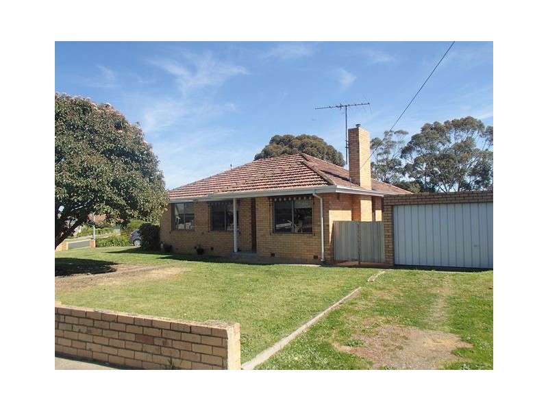 2 Quebec Avenue, Corio VIC 3214