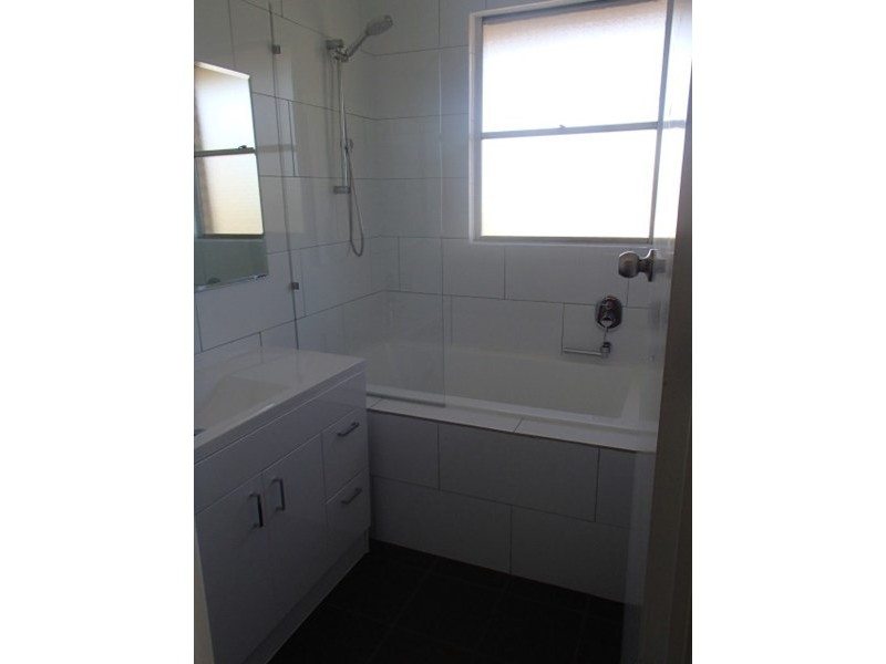 2 Quebec Avenue, Corio VIC 3214