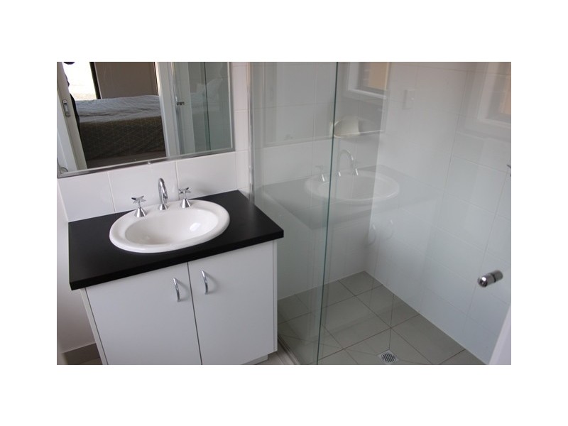 10-11 Viogner Place, Waurn Ponds VIC 3216