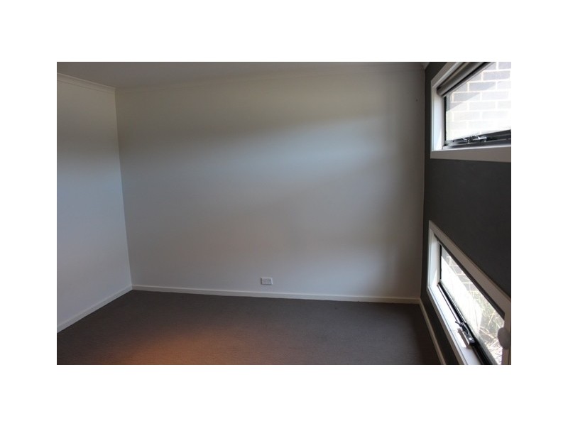 10-11 Viogner Place, Waurn Ponds VIC 3216