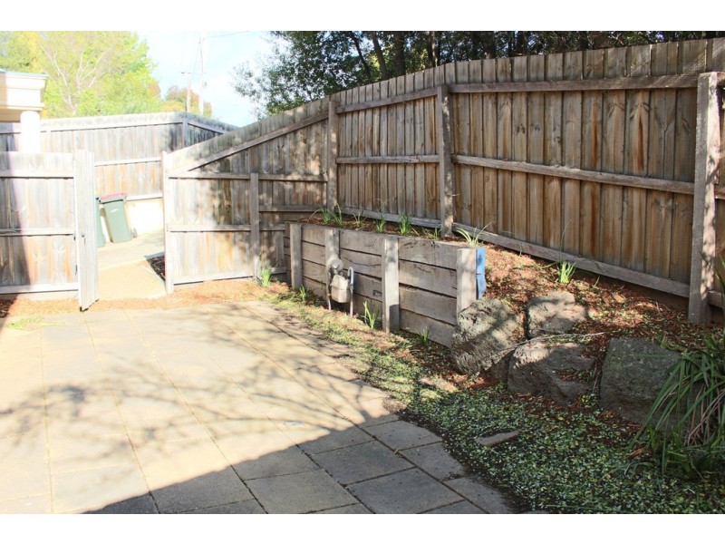 1/12 Southdown Crescent, Belmont VIC 3216