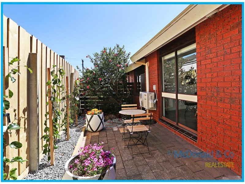 4/25 Roslyn Road, Belmont VIC 3216
