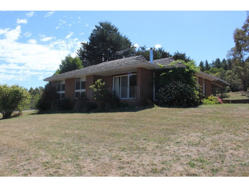 00 Bostock Reservoir Keepers House, Shaws Road, Ballan VIC 3342