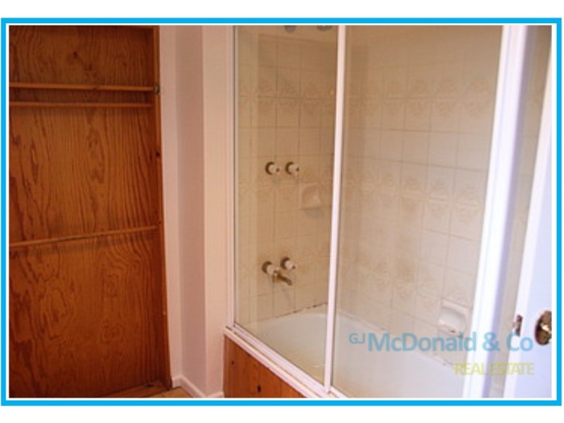 8 Graham Street, Hamlyn Heights VIC 3215