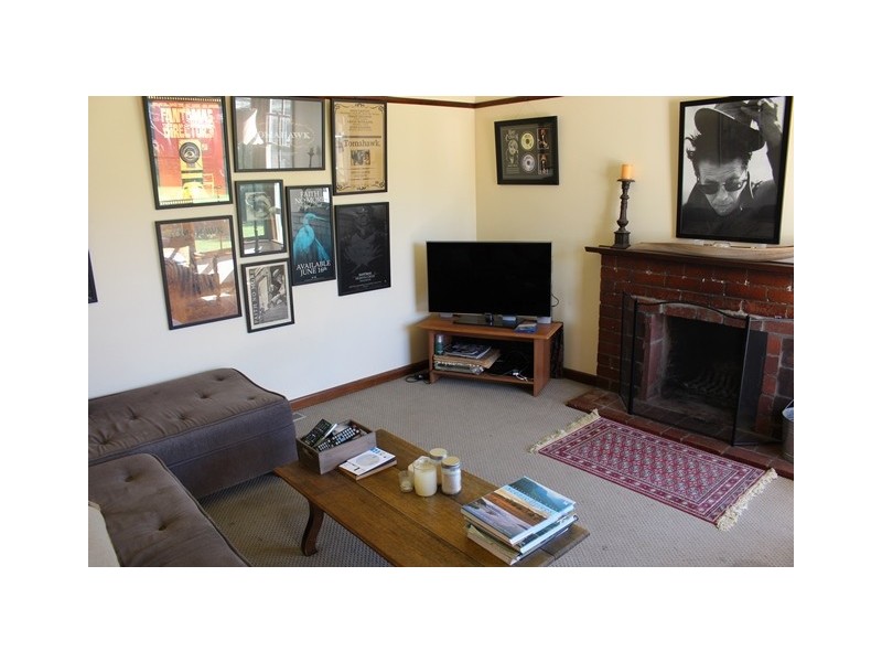 18 Fagg Street, Thomson VIC 3219