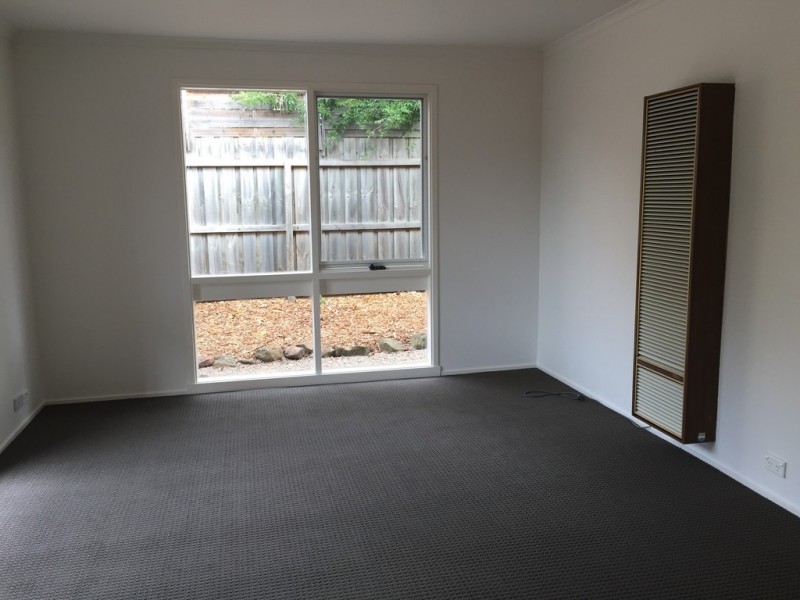 2/57 Calder Street, Manifold Heights VIC 3218