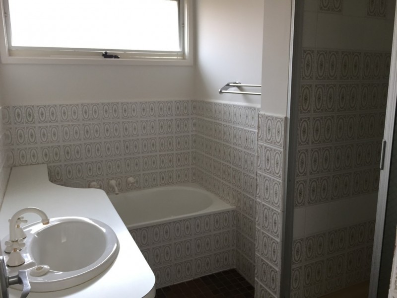 2/57 Calder Street, Manifold Heights VIC 3218