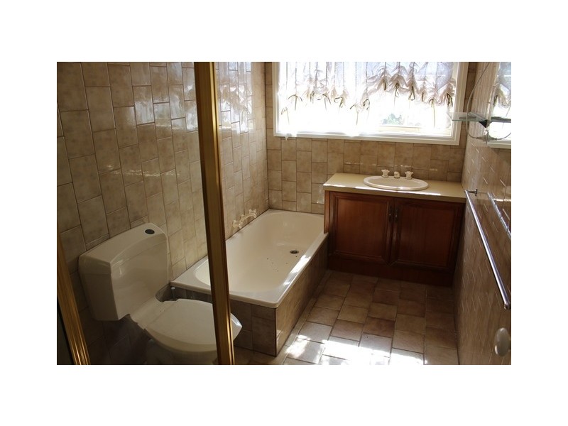 45 Glengate Street, Hamlyn Heights VIC 3215